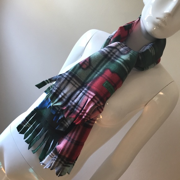Plaid Bear Scarf - Picture 3 of 4